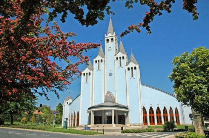 Szentlélek templom